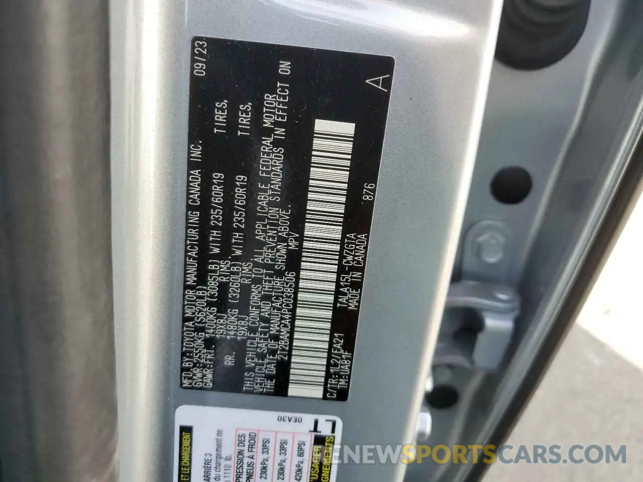 14 fotografías del automóvil dañado 2T2BAMCA4PC038506 LEXUS RX350 2023