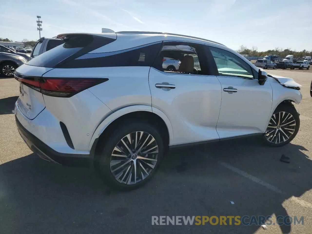 3 fotografías del automóvil dañado 2T2BAMCA6PC018192 LEXUS RX350 2023
