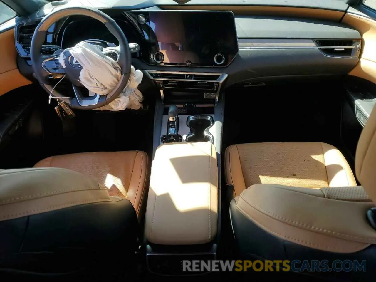 8 fotografías del automóvil dañado 2T2BAMCA6PC018192 LEXUS RX350 2023