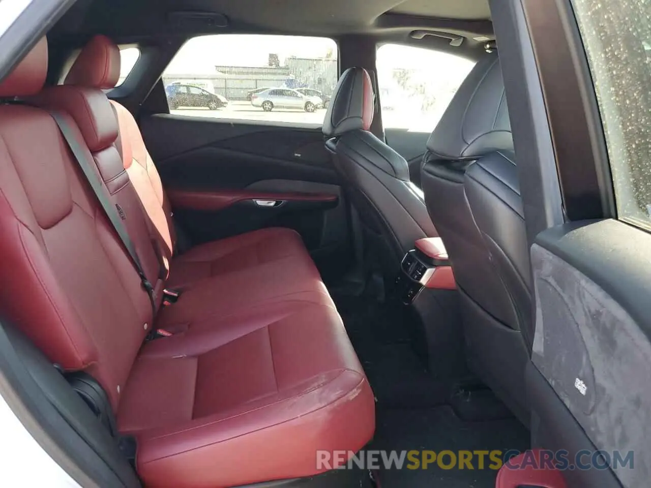 10 fotografías del automóvil dañado 2T2BAMCA6PC027264 LEXUS RX350 2023