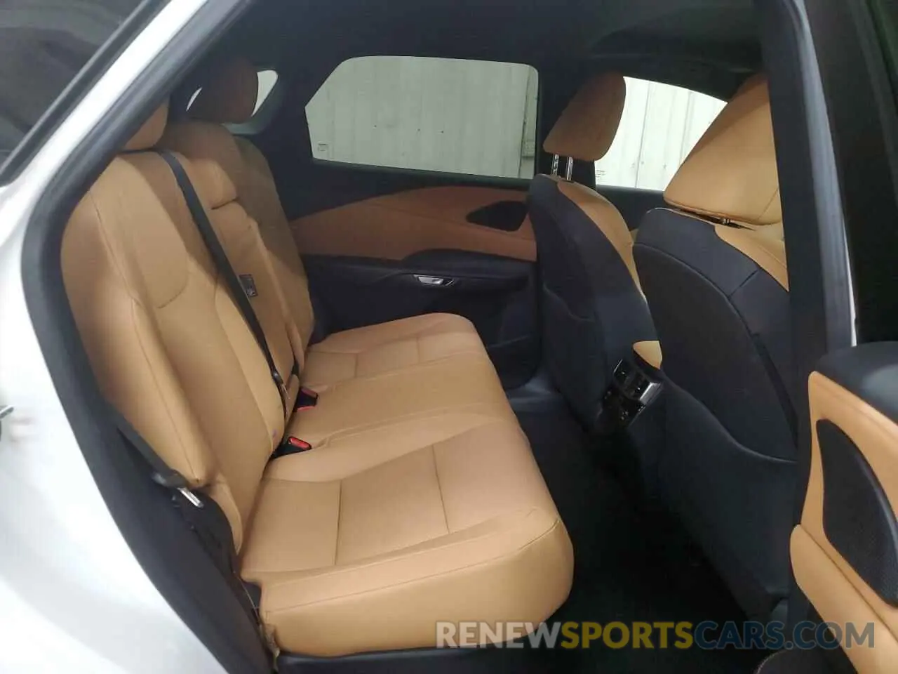 11 fotografías del automóvil dañado 2T2BAMCA7PC031808 LEXUS RX350 2023