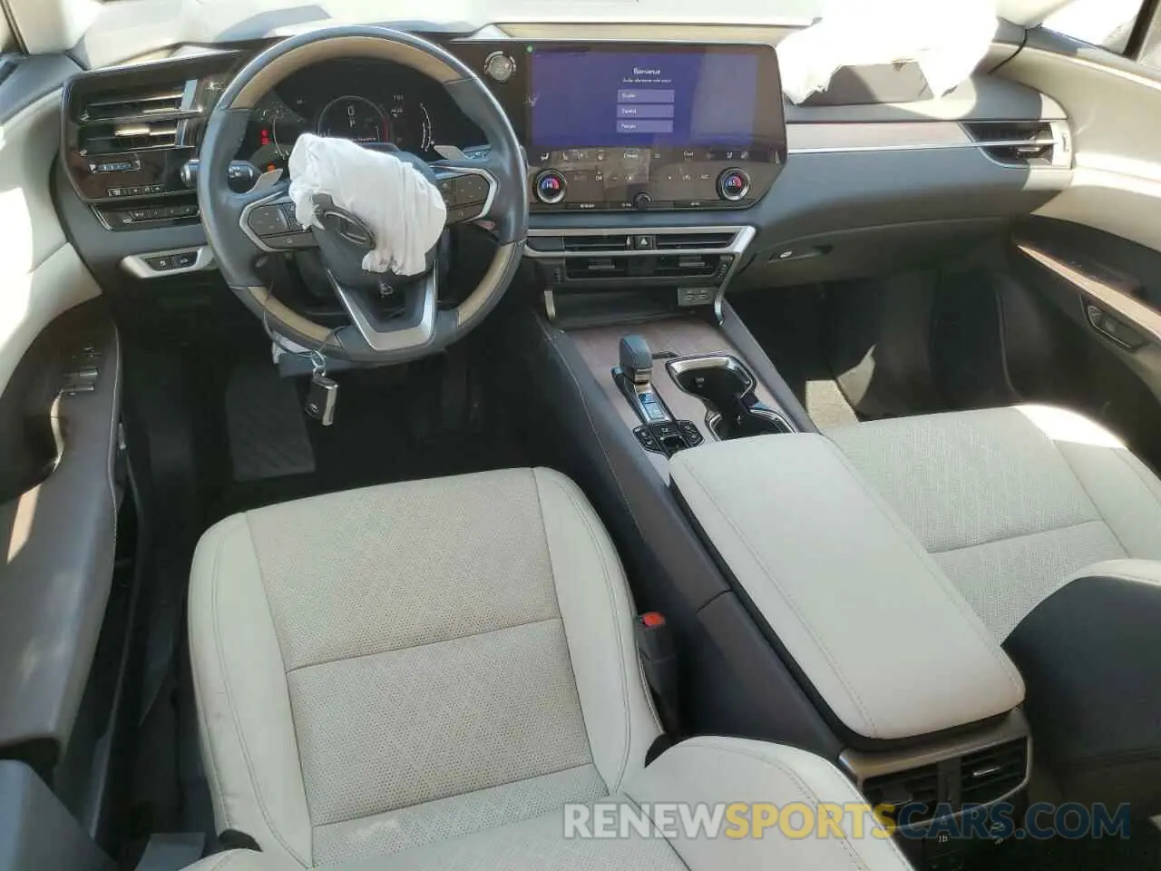 8 fotografías del automóvil dañado 2T2BAMCA8PC006271 LEXUS RX350 2023