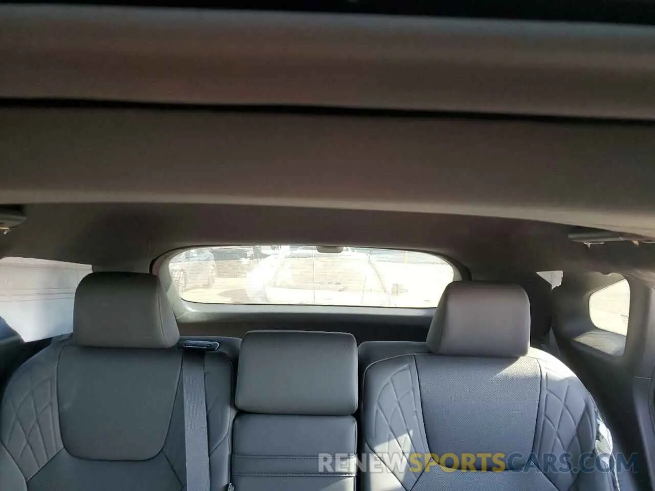 10 fotografías del automóvil dañado 2T2BAMCAXPC019295 LEXUS RX350 2023