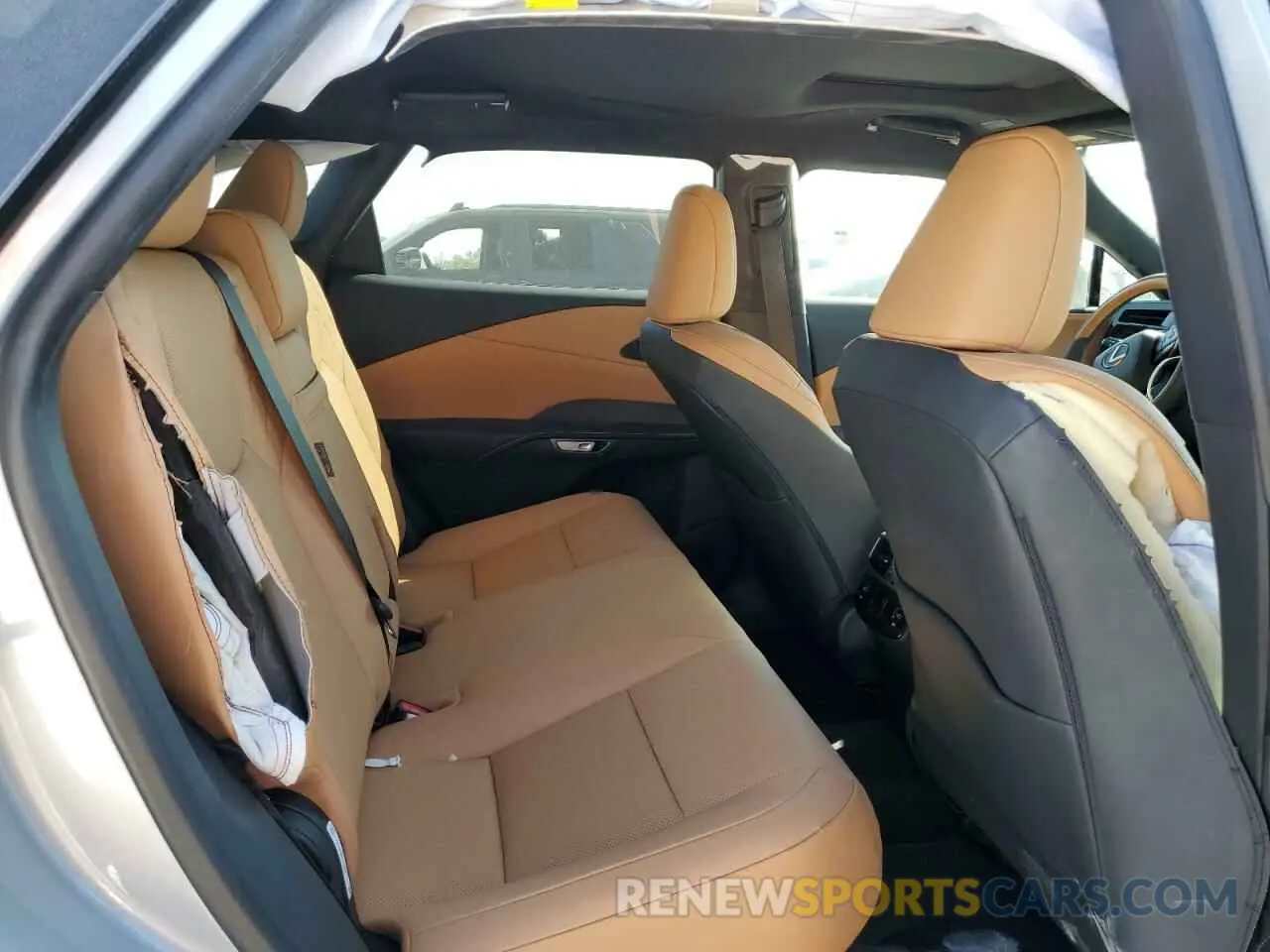 11 fotografías del automóvil dañado 2T2BAMBA1RC046132 LEXUS RX350 2024