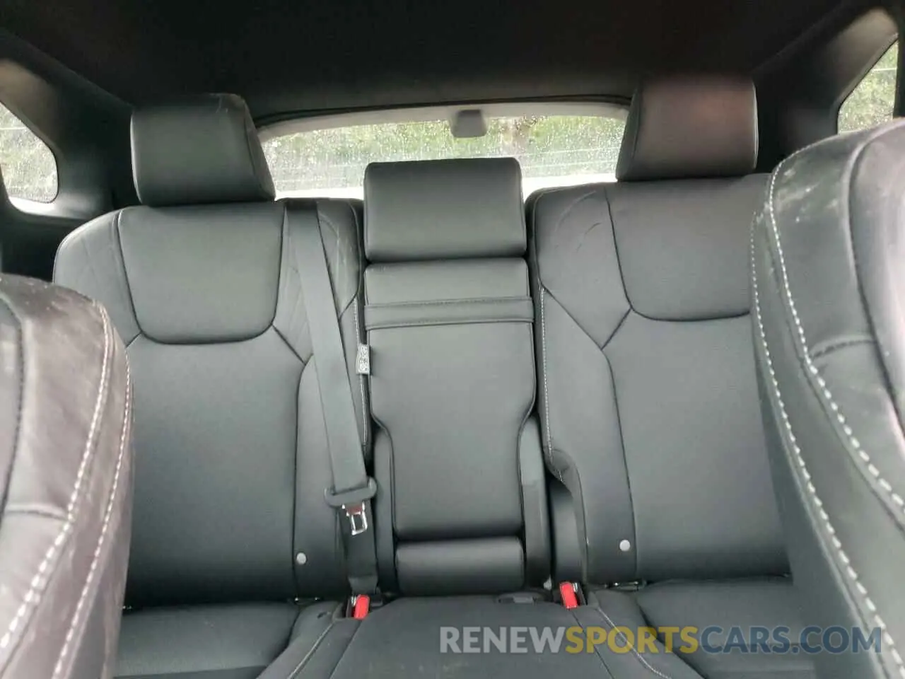 10 fotografías del automóvil dañado 2T2BAMBA2RC040694 LEXUS RX350 2024