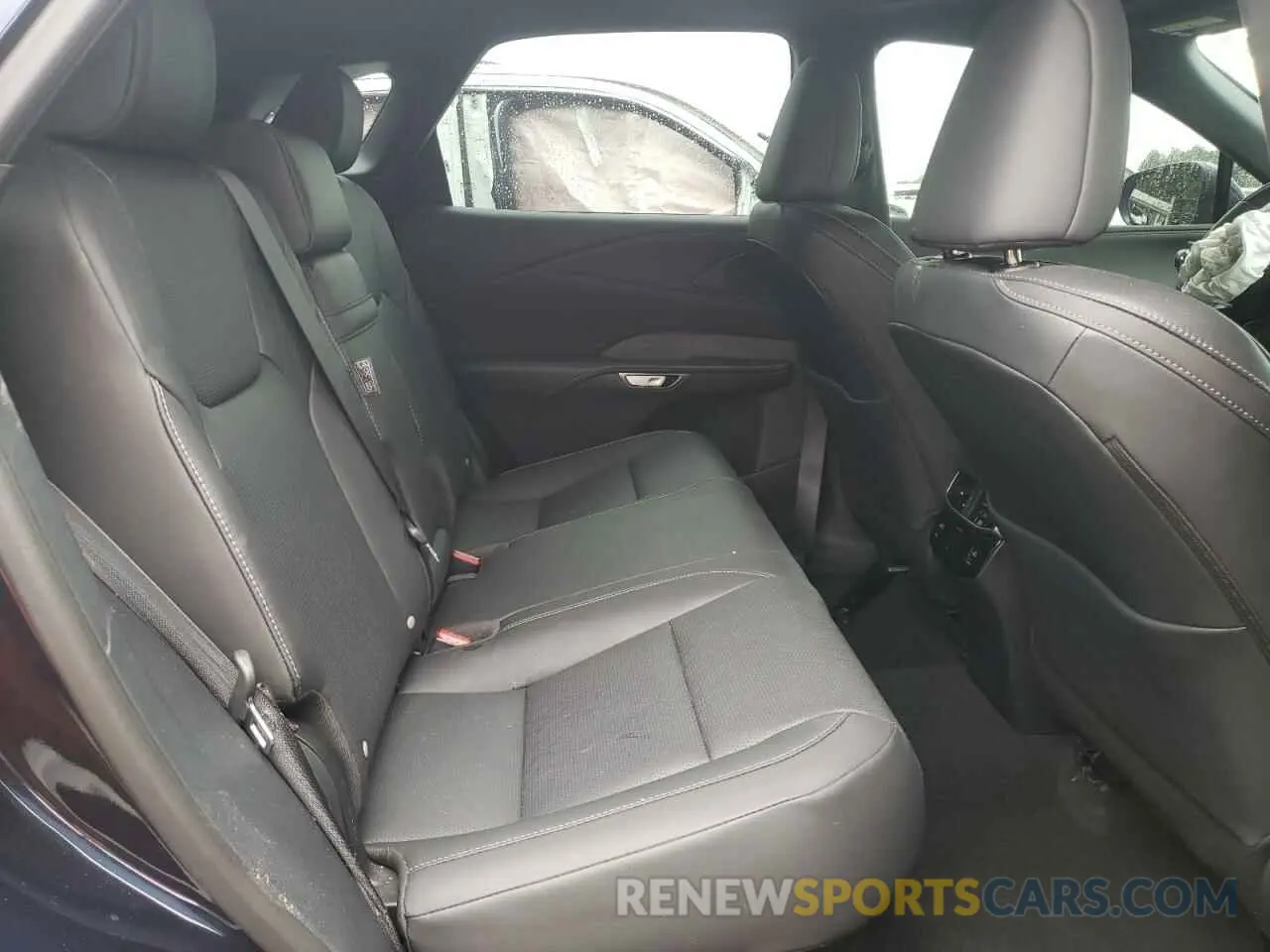 11 fotografías del automóvil dañado 2T2BAMBA2RC040694 LEXUS RX350 2024