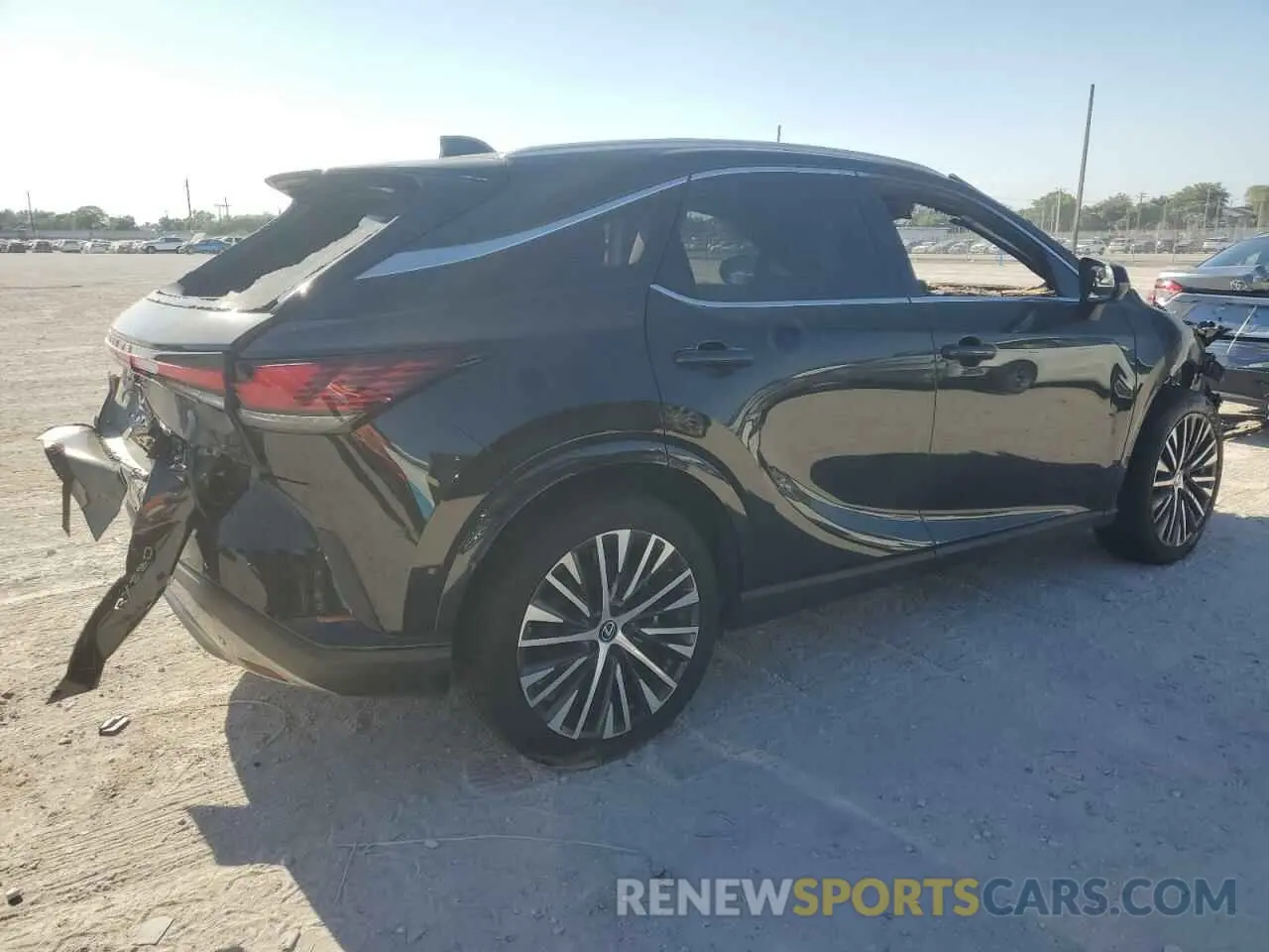 3 fotografías del automóvil dañado 2T2BAMBA4RC036050 LEXUS RX350 2024