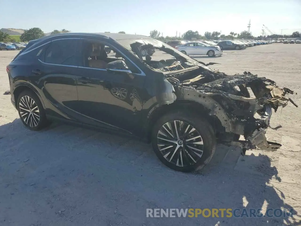 4 fotografías del automóvil dañado 2T2BAMBA4RC036050 LEXUS RX350 2024