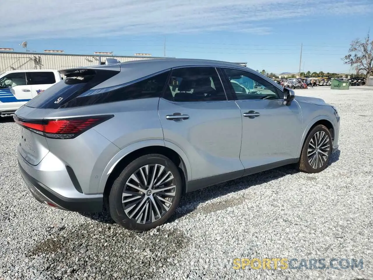 3 fotografías del automóvil dañado 2T2BAMBA8RC029036 LEXUS RX350 2024