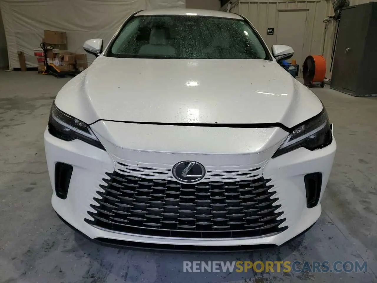 5 fotografías del automóvil dañado 2T2BAMBA8RC044278 LEXUS RX350 2024