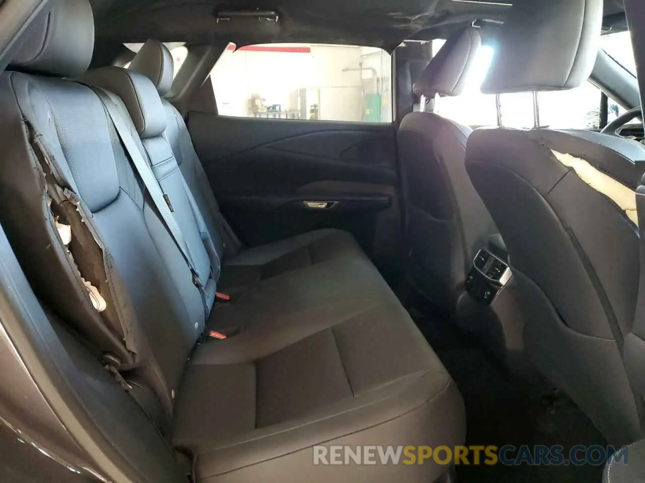 11 fotografías del automóvil dañado 2T2BAMCA0RC039266 LEXUS RX350 2024