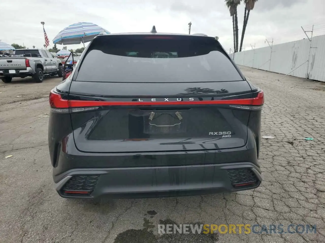 6 fotografías del automóvil dañado 2T2BAMCA1RC040460 LEXUS RX350 2024