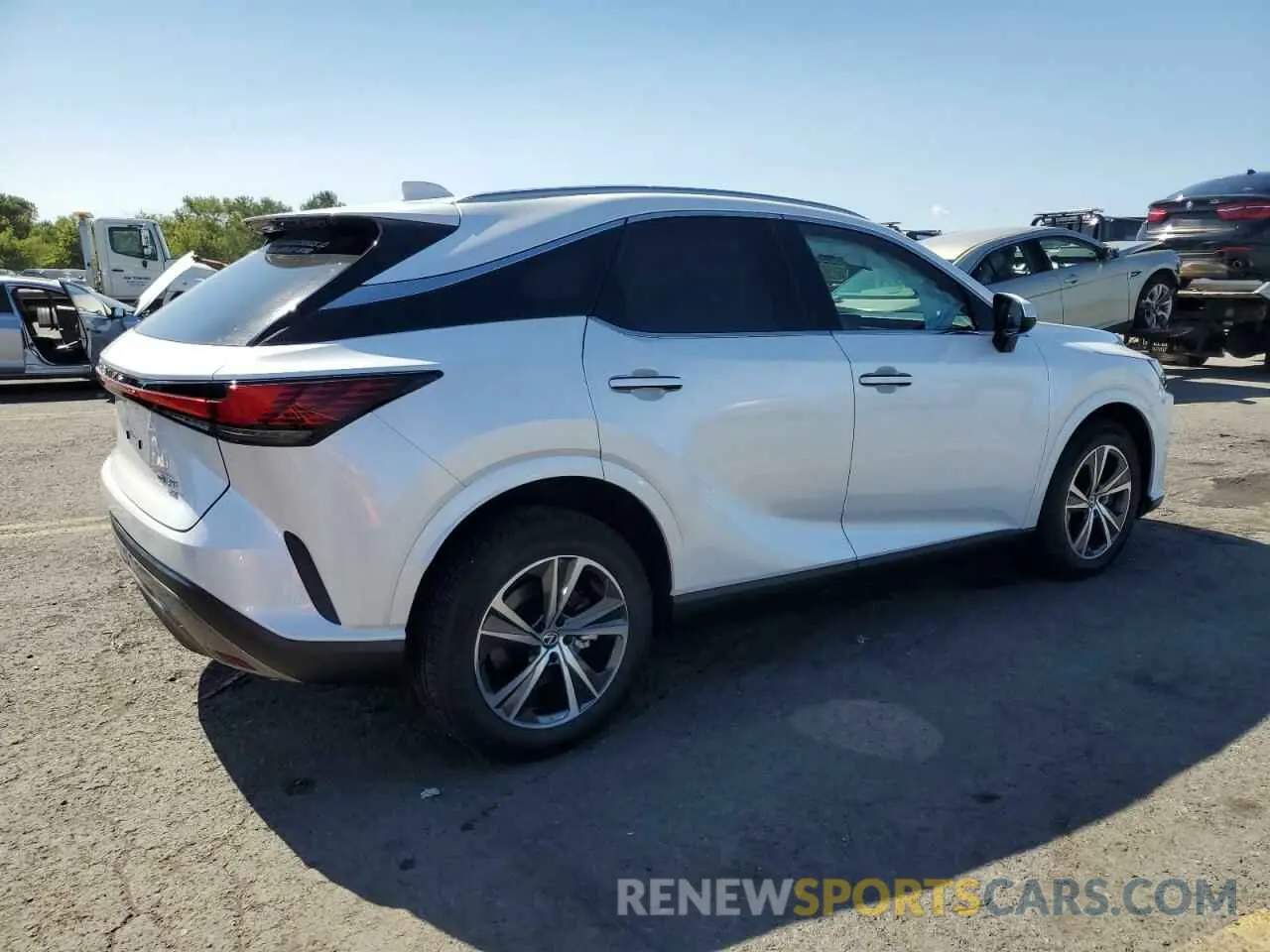 3 fotografías del automóvil dañado 2T2BAMCA3RC069135 LEXUS RX350 2024