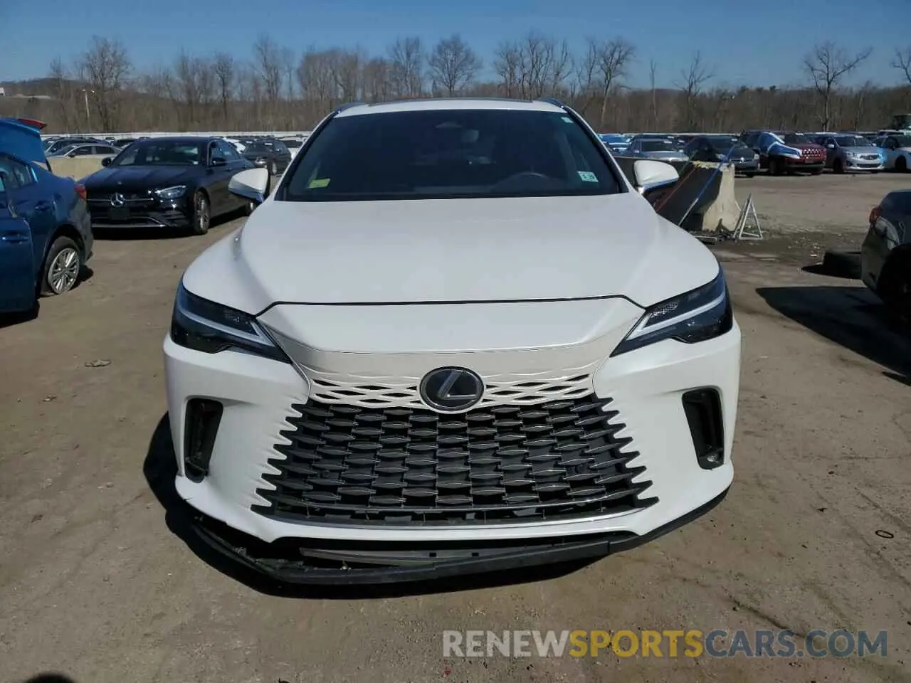 5 fotografías del automóvil dañado 2T2BAMCA4RC067734 LEXUS RX350 2024