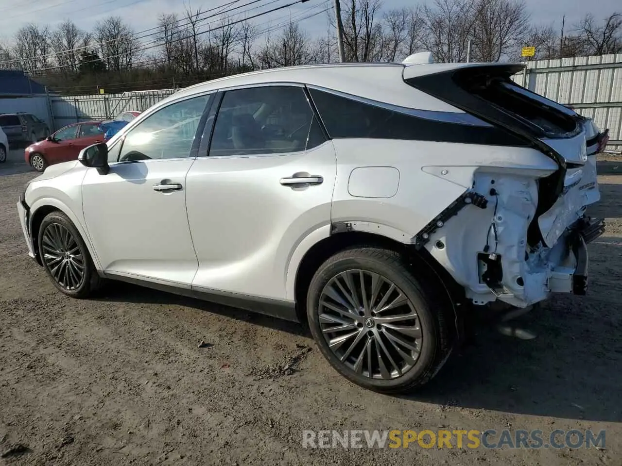 2 fotografías del automóvil dañado 2T2BAMCA6RC043774 LEXUS RX350 2024