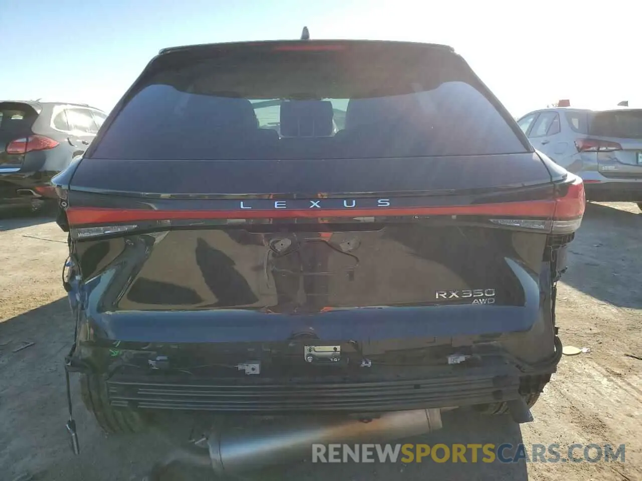 6 fotografías del automóvil dañado 2T2BAMCA9RC043655 LEXUS RX350 2024