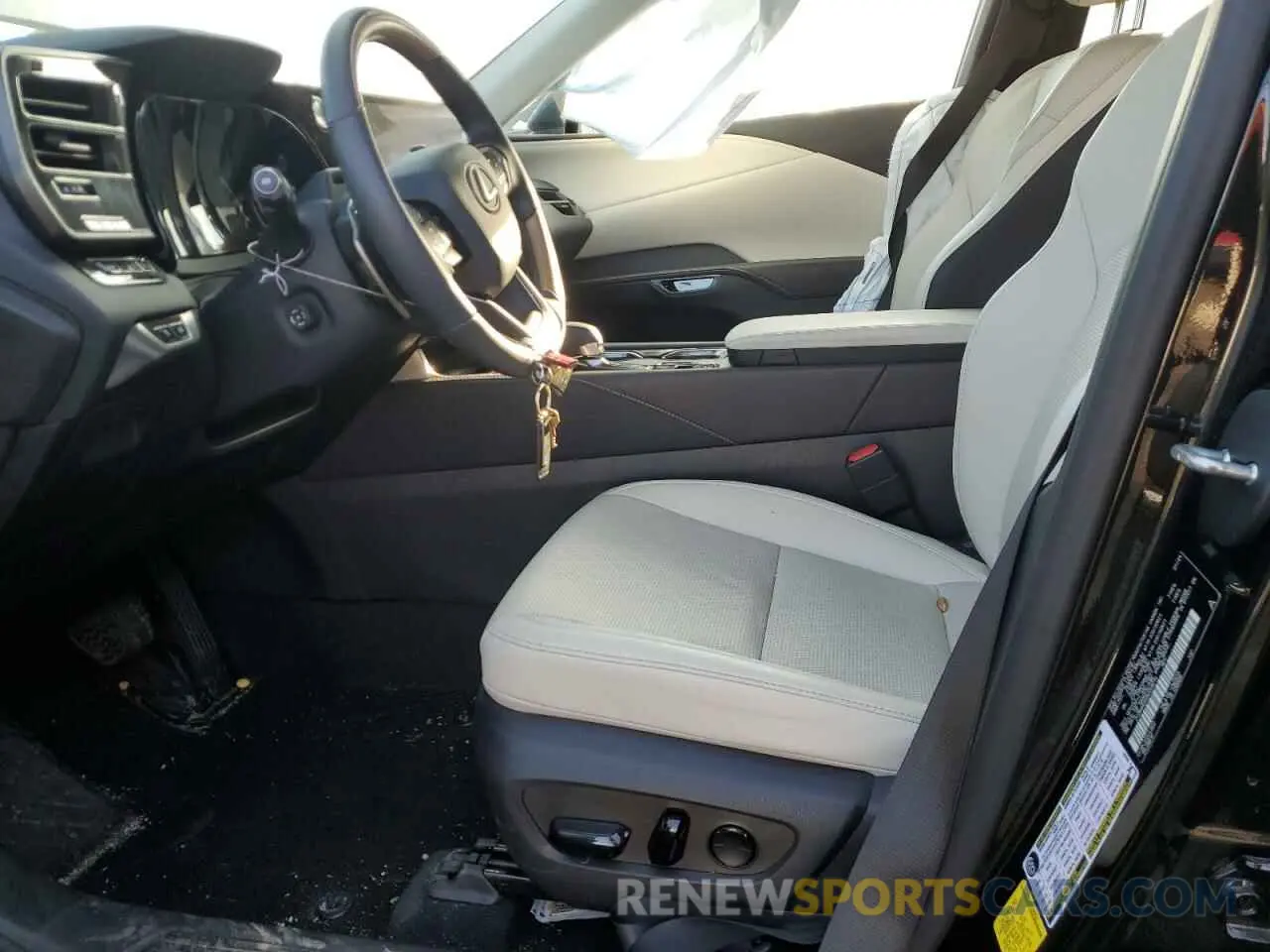 7 fotografías del automóvil dañado 2T2BAMCAXRC058214 LEXUS RX350 2024