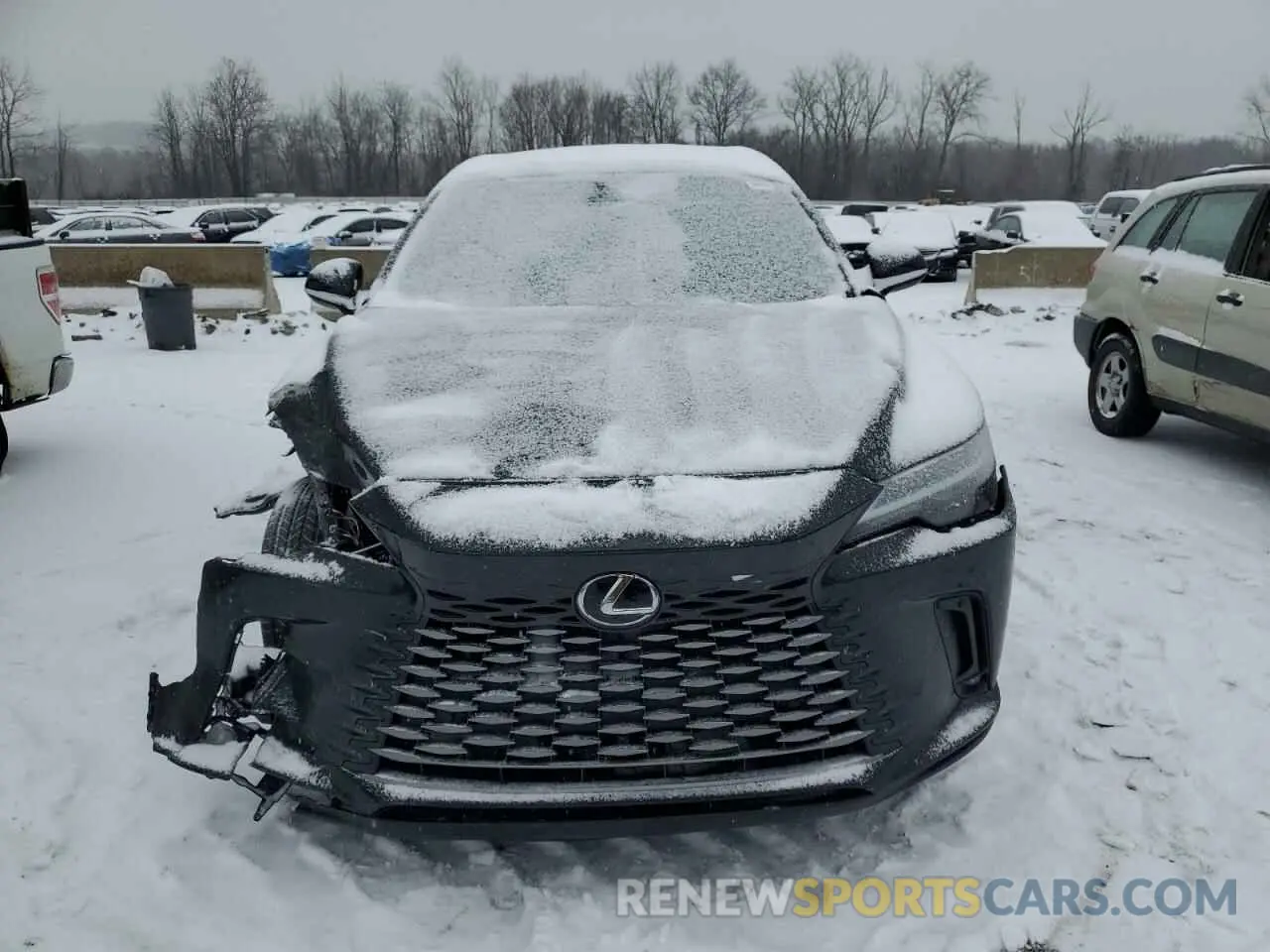 5 fotografías del automóvil dañado 2T2BAMCA5SC094351 LEXUS RX350 2025