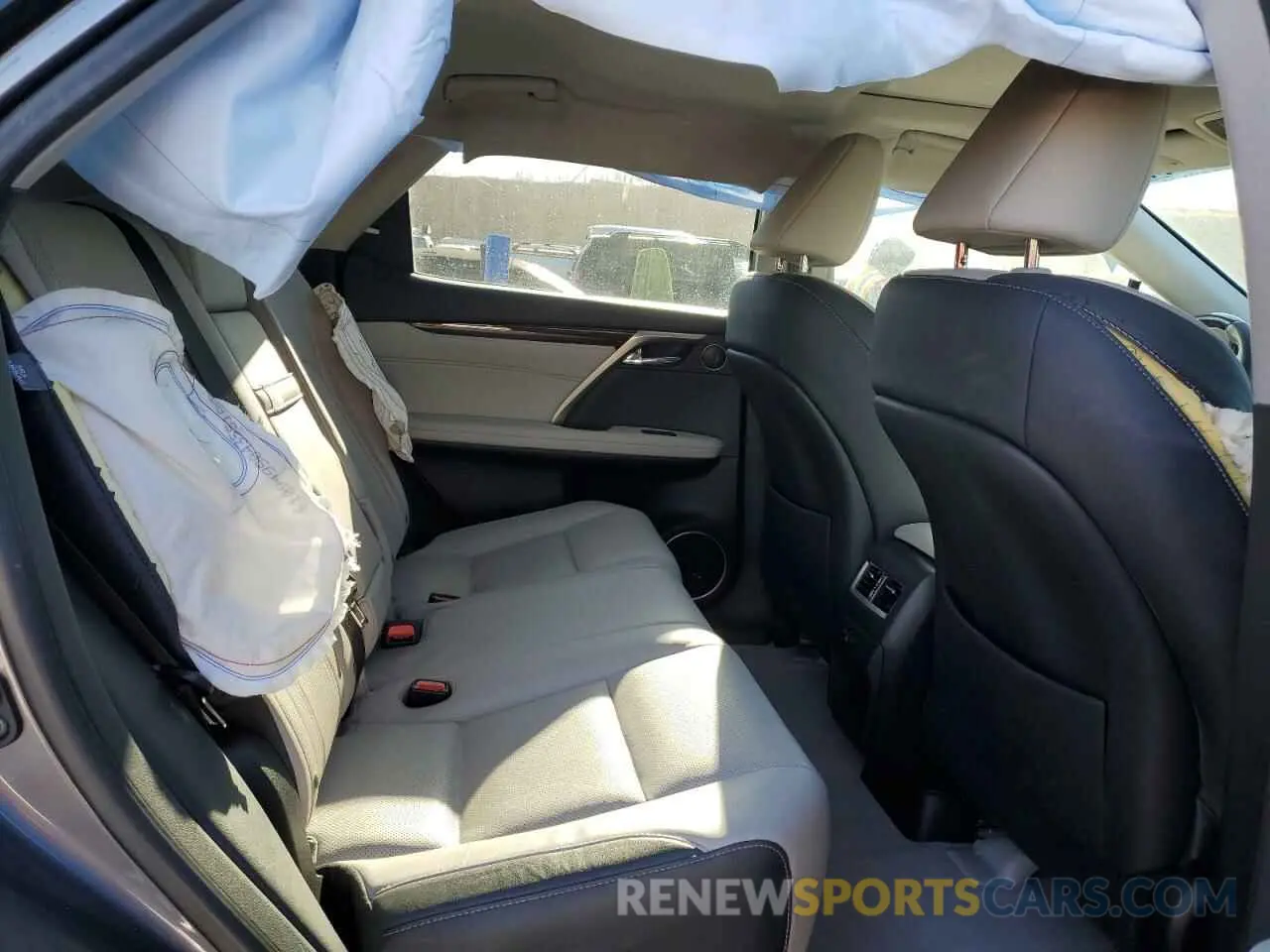 11 fotografías del automóvil dañado 2T2BGMCA1KC030306 LEXUS RX450 2019