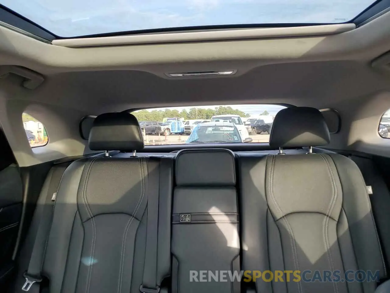 10 fotografías del automóvil dañado 2T2BGMCA3KC033000 LEXUS RX450 2019