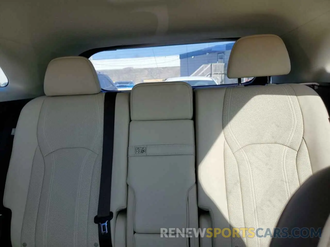 10 fotografías del automóvil dañado 2T2BGMCA5KC042037 LEXUS RX450 2019