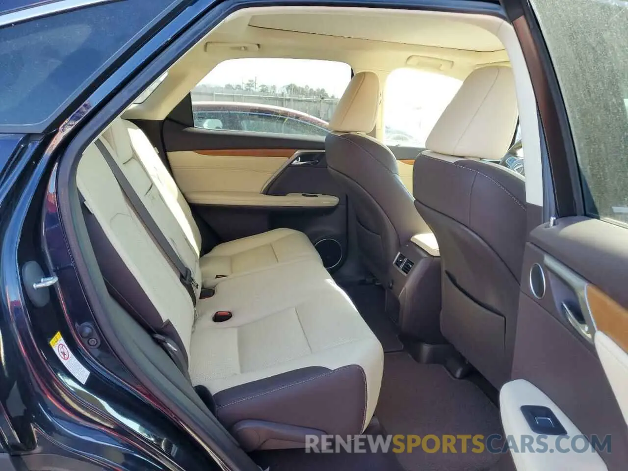 11 fotografías del automóvil dañado 2T2BGMCA5KC042037 LEXUS RX450 2019
