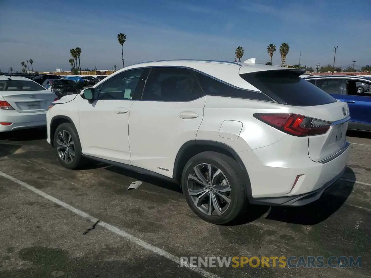 2 fotografías del automóvil dañado 2T2BGMCA7KC030486 LEXUS RX450 2019