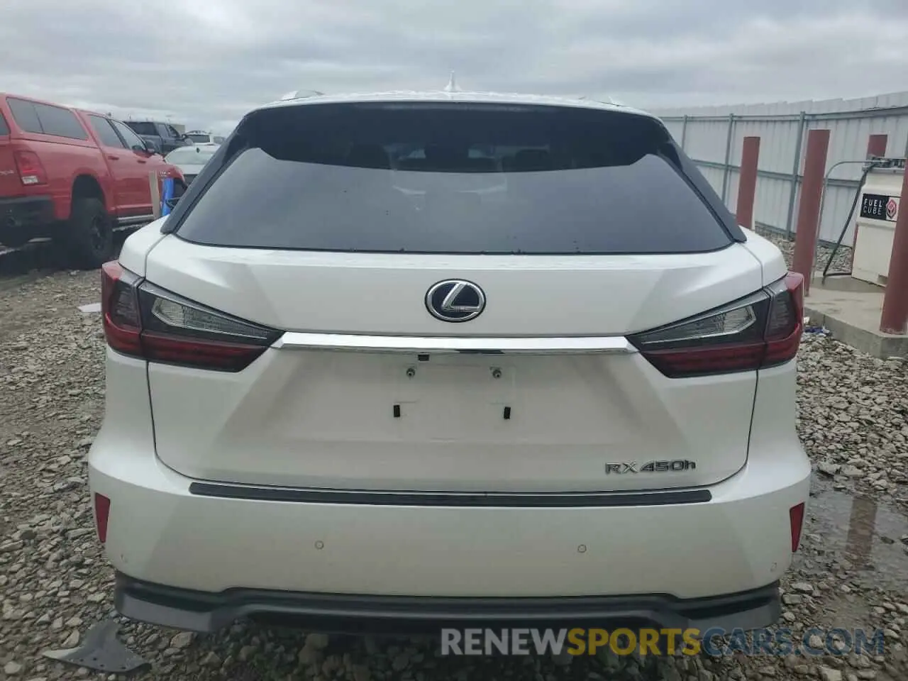 6 fotografías del automóvil dañado 2T2BGMCA8KC037446 LEXUS RX450 2019