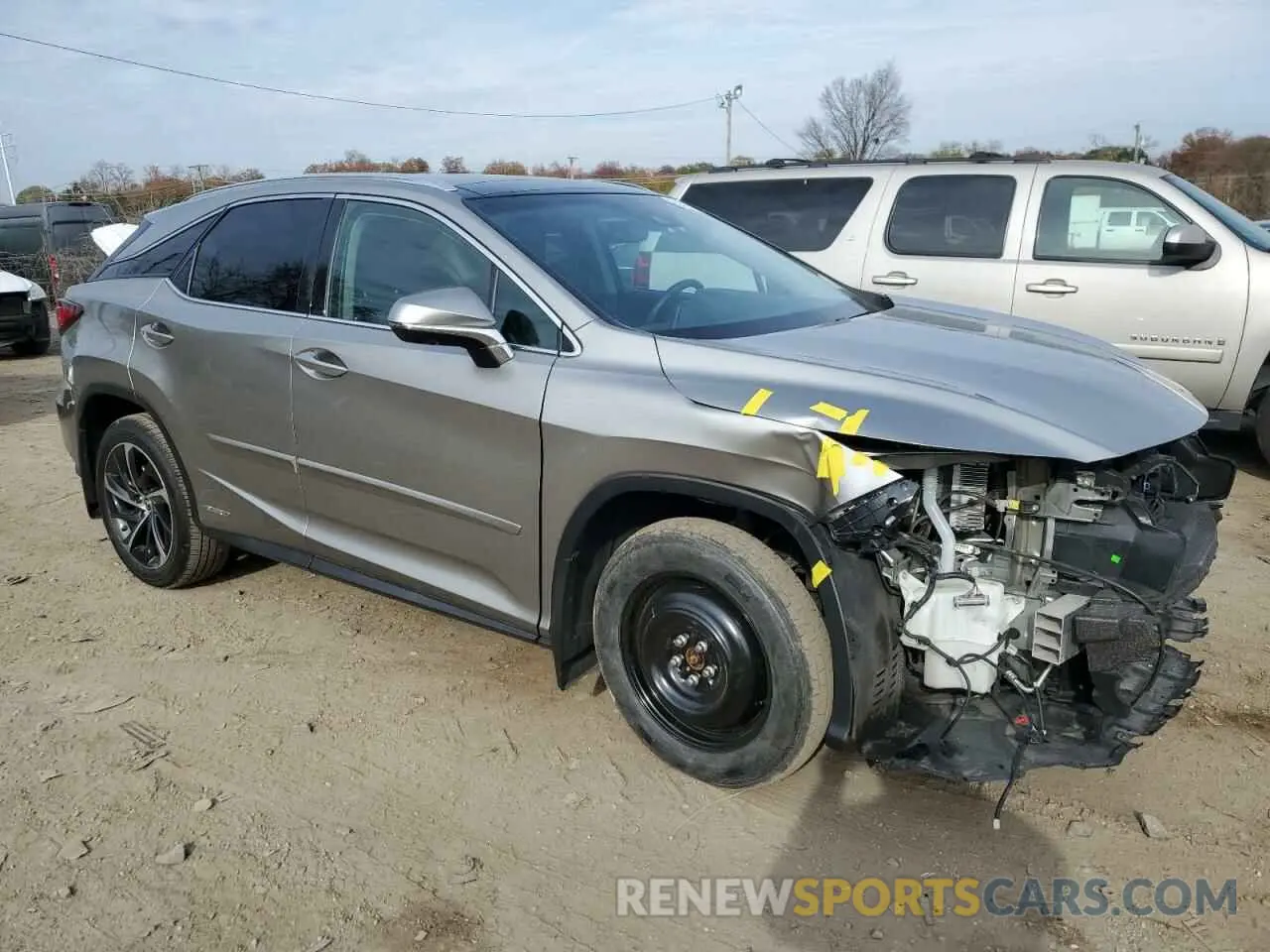 4 fotografías del automóvil dañado 2T2BGMCA9KC030800 LEXUS RX450 2019