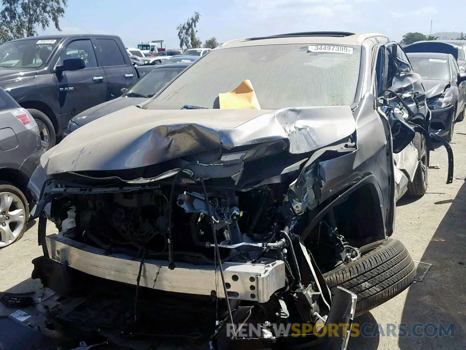 2 fotografías del automóvil dañado 2T2BGMCAXKC036119 LEXUS RX450 2019
