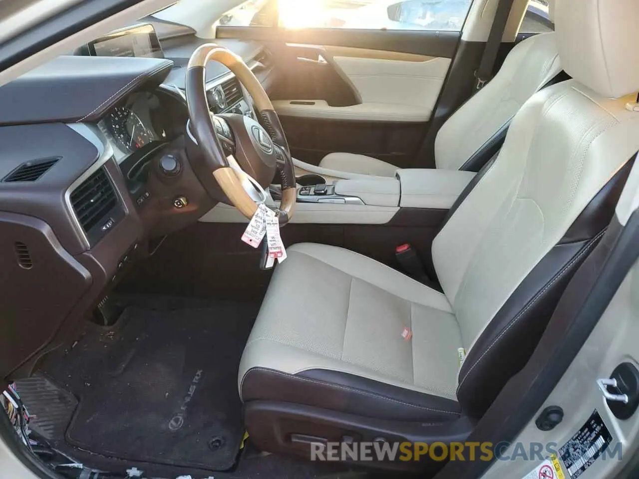 7 fotografías del automóvil dañado JTJDGKCA0K2007127 LEXUS RX450 2019