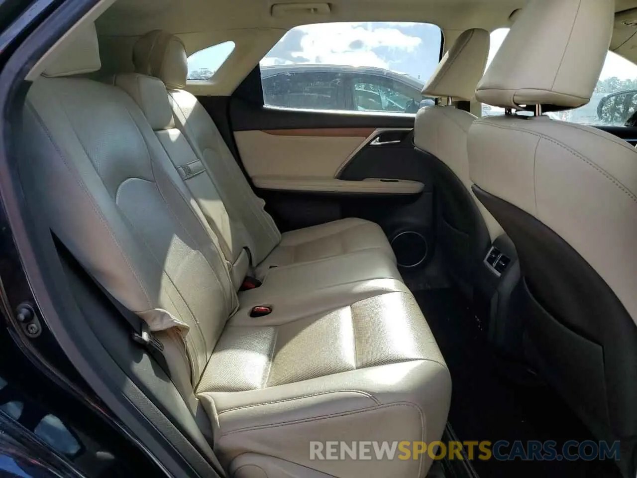 11 fotografías del automóvil dañado 2T2HGMDA4LC053296 LEXUS RX450 2020