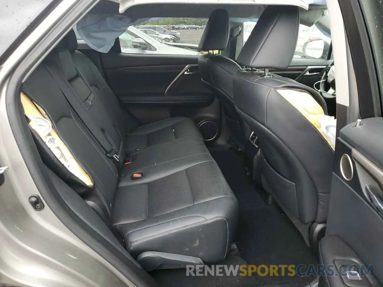 10 fotografías del automóvil dañado 2T2HGMDA5LC050584 LEXUS RX450 2020