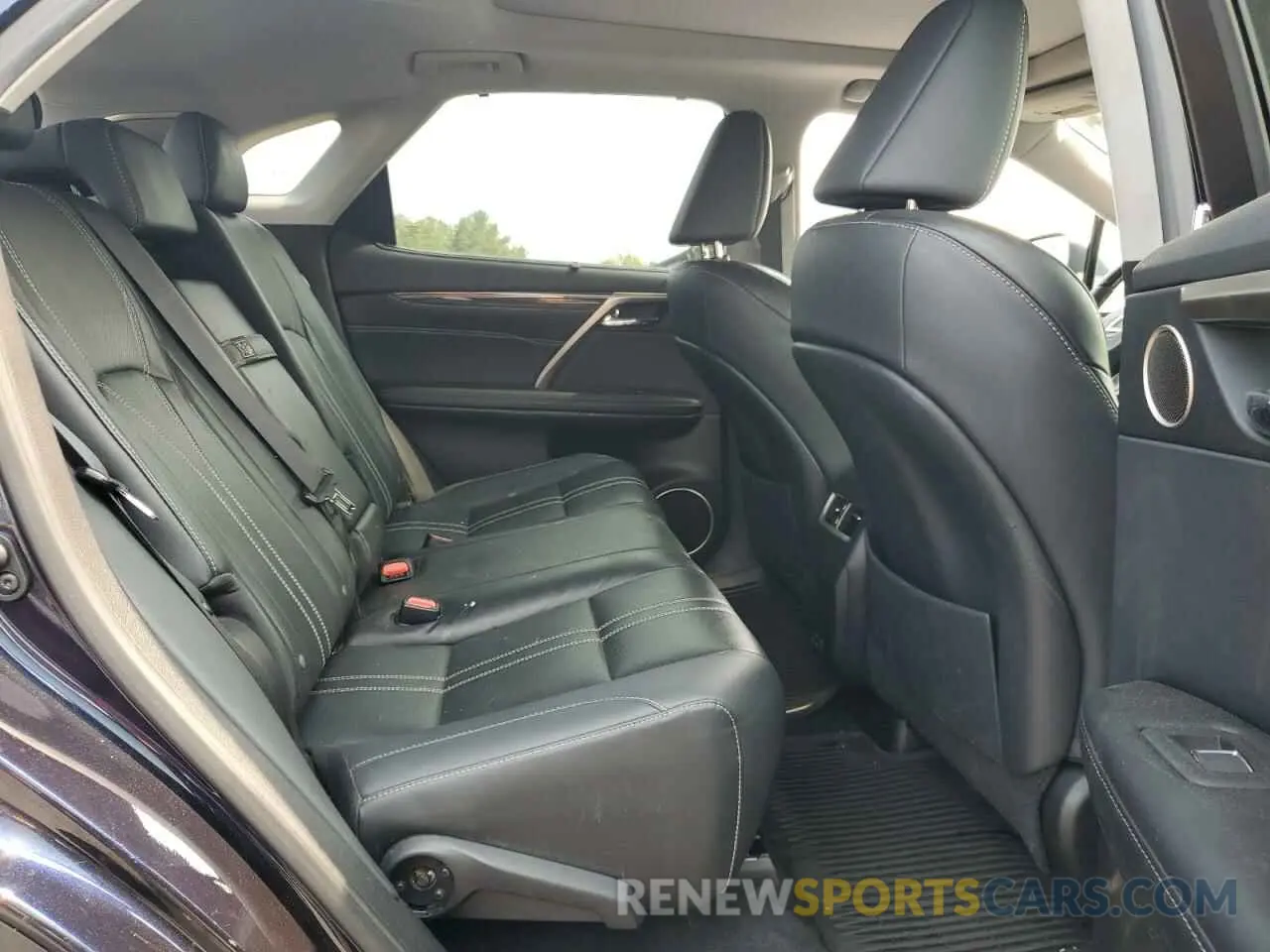 11 fotografías del automóvil dañado 2T2JGMDA0LC053815 LEXUS RX450 2020