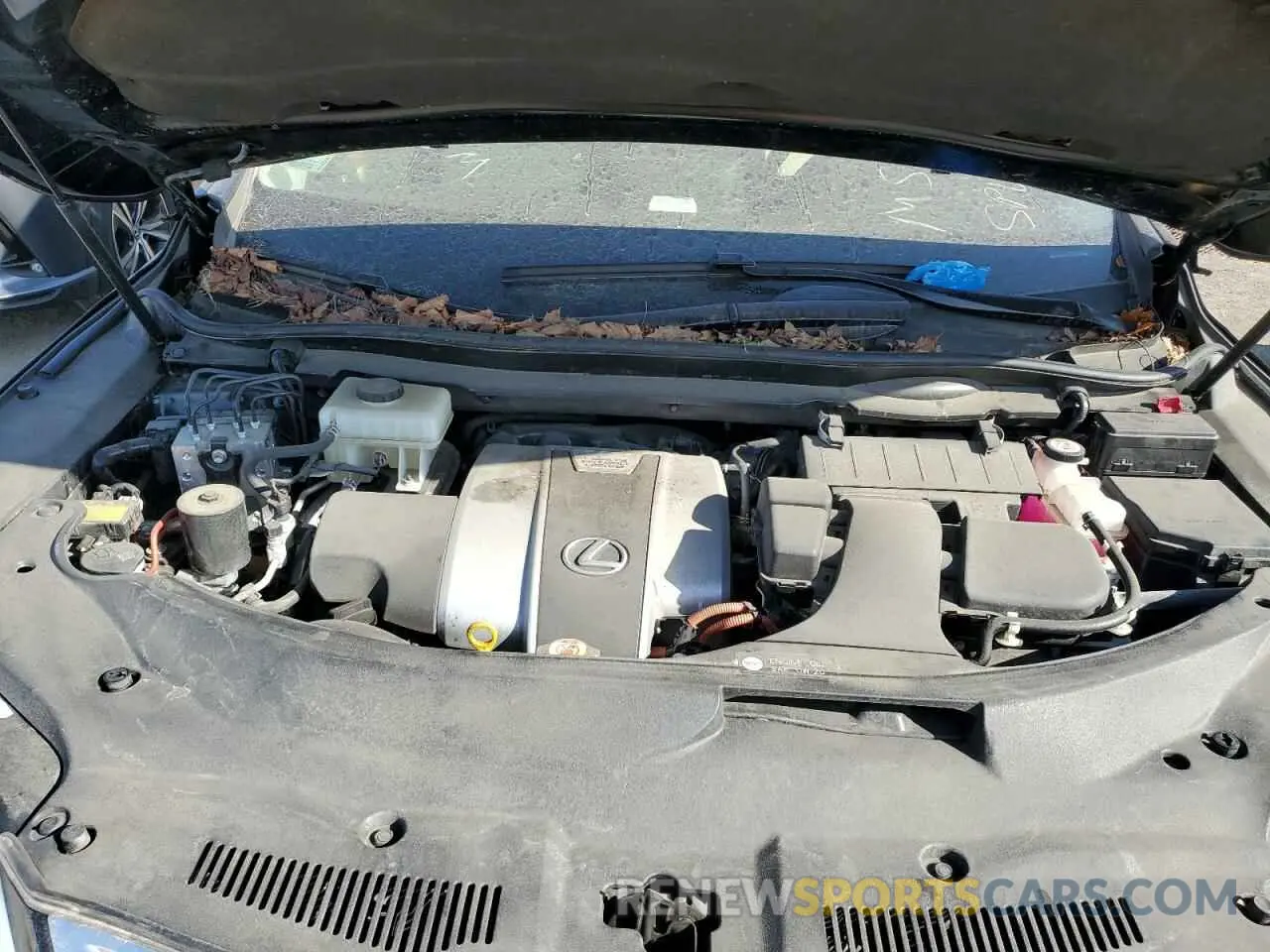 12 fotografías del automóvil dañado JTJHGKFA2L2014983 LEXUS RX450 2020