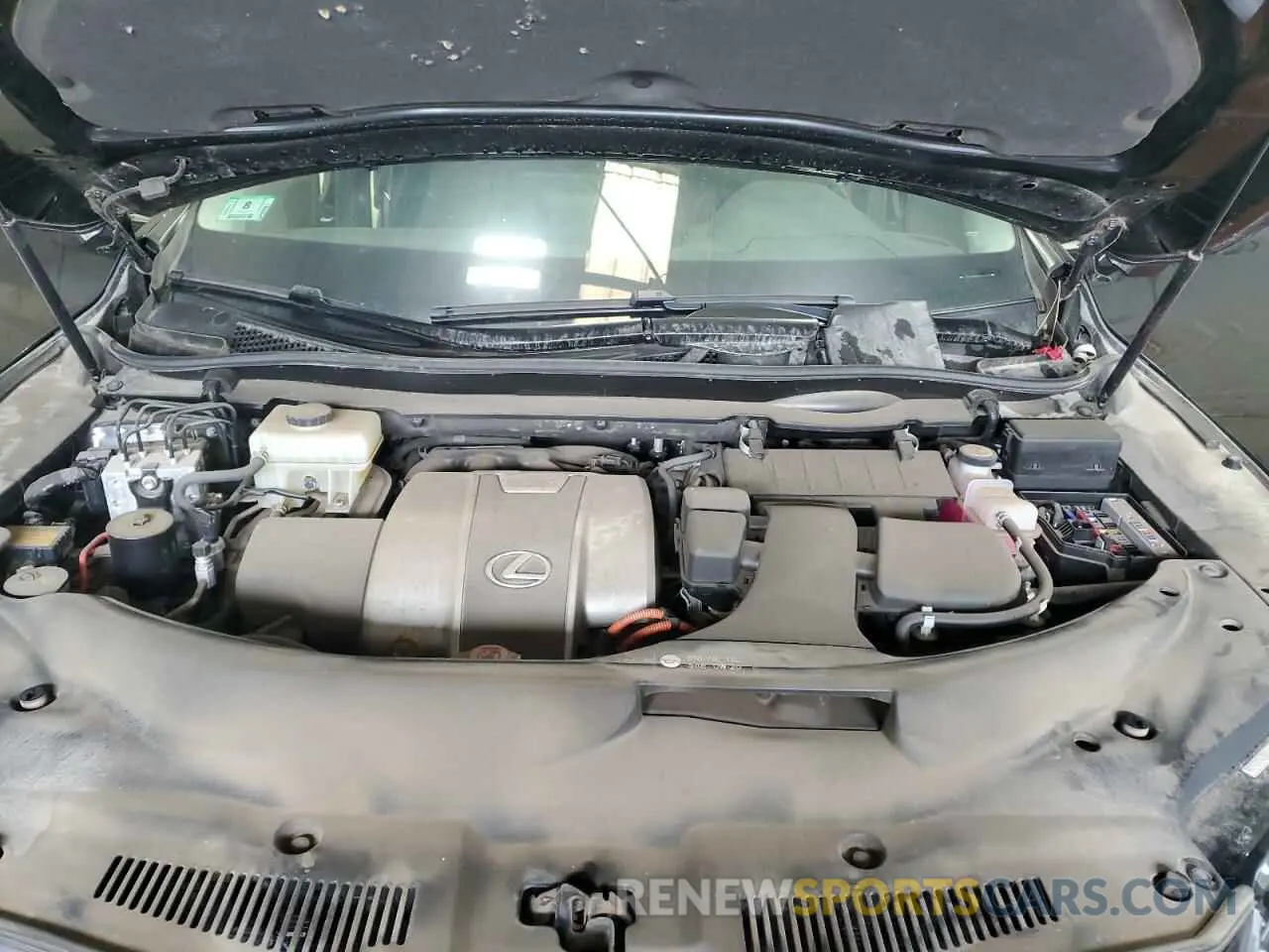 12 fotografías del automóvil dañado JTJHGKFA7L2015613 LEXUS RX450 2020