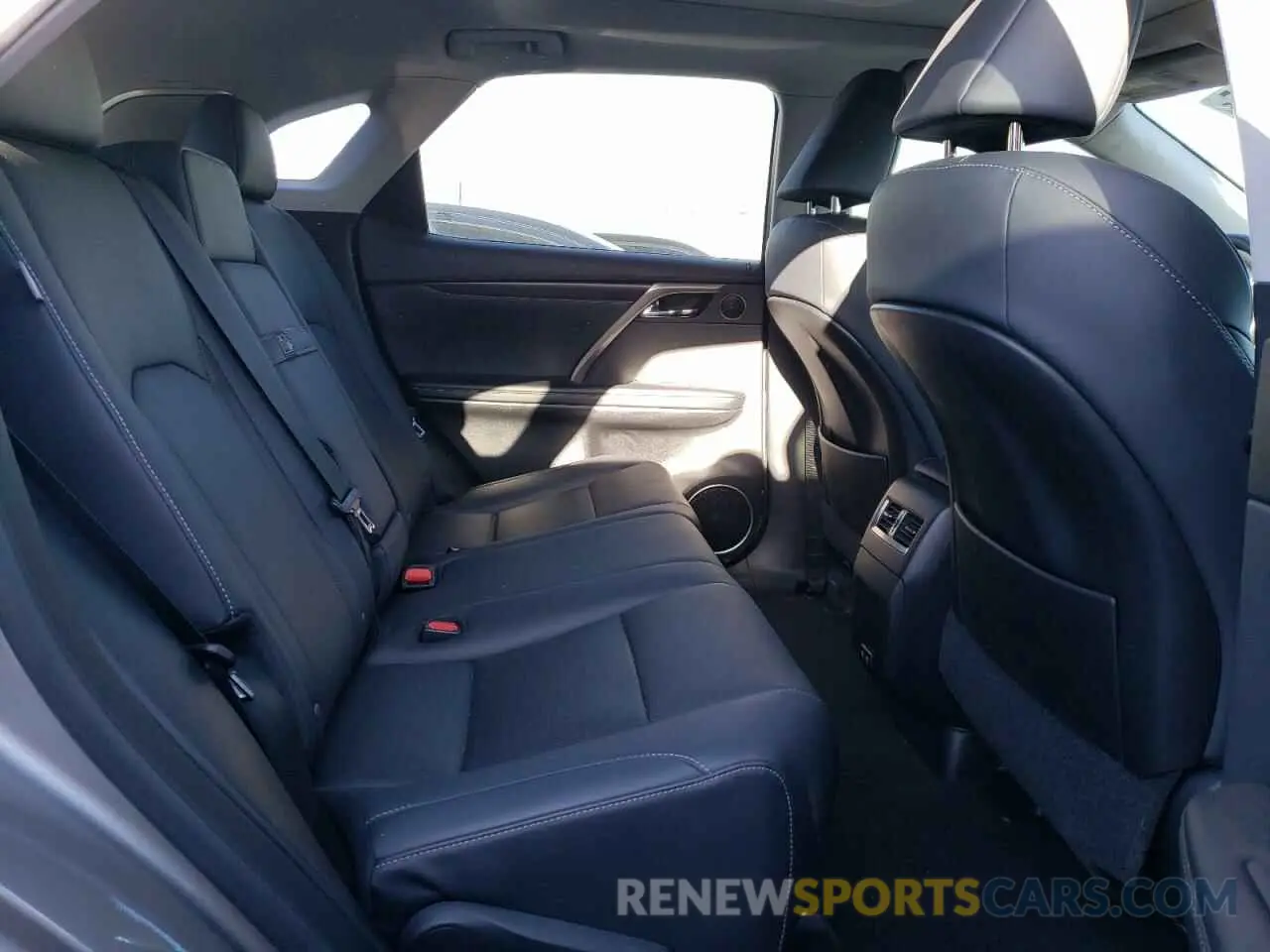 11 fotografías del automóvil dañado 2T2HGMDA7MC061541 LEXUS RX450 2021