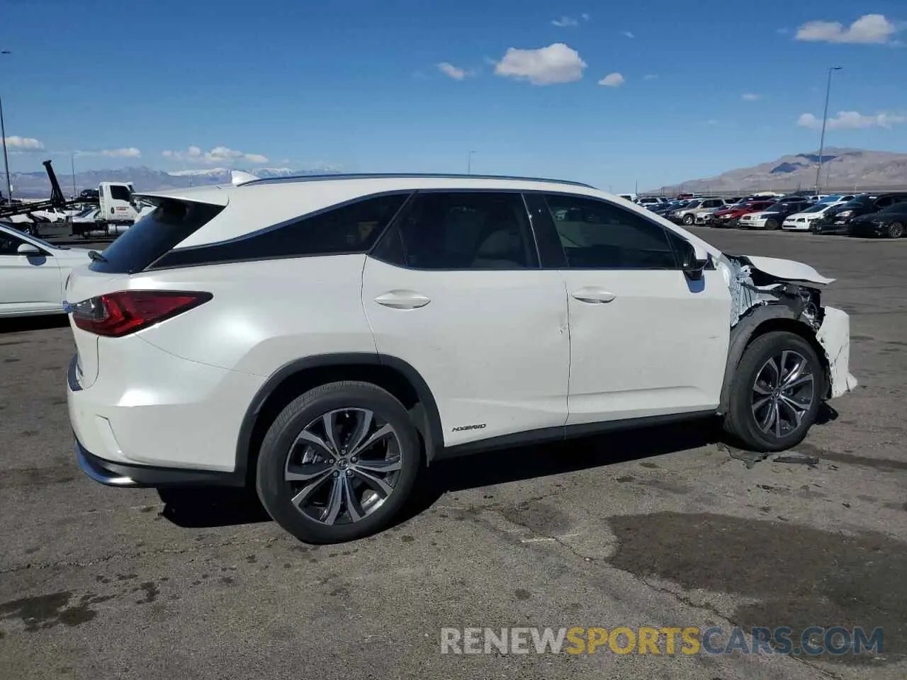 3 fotografías del automóvil dañado JTJHGKFA5M2020097 LEXUS RX450 2021