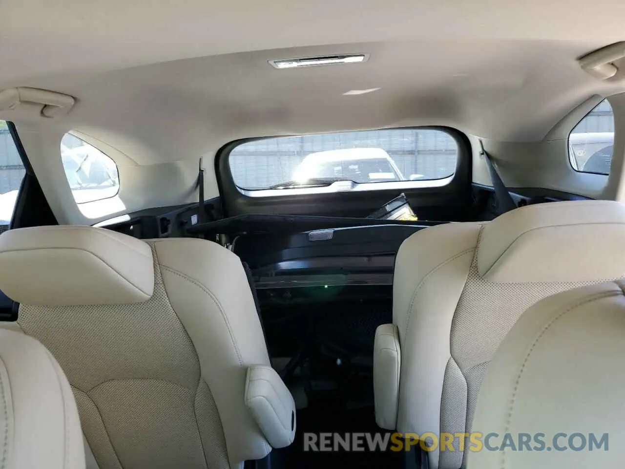 10 fotografías del automóvil dañado JTJHGKFA7M2020683 LEXUS RX450 2021