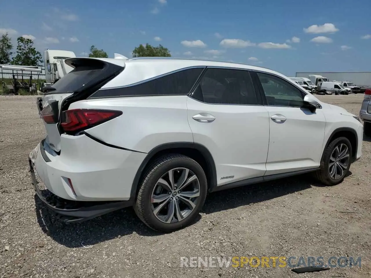 3 fotografías del automóvil dañado JTJHGKFA8M2017243 LEXUS RX450 2021