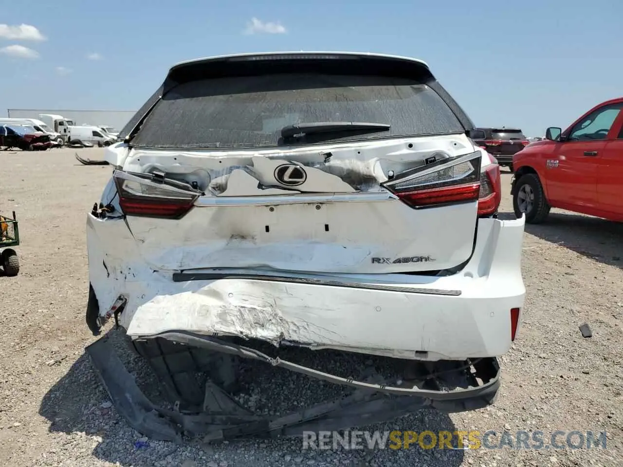 6 fotografías del automóvil dañado JTJHGKFA8M2017243 LEXUS RX450 2021