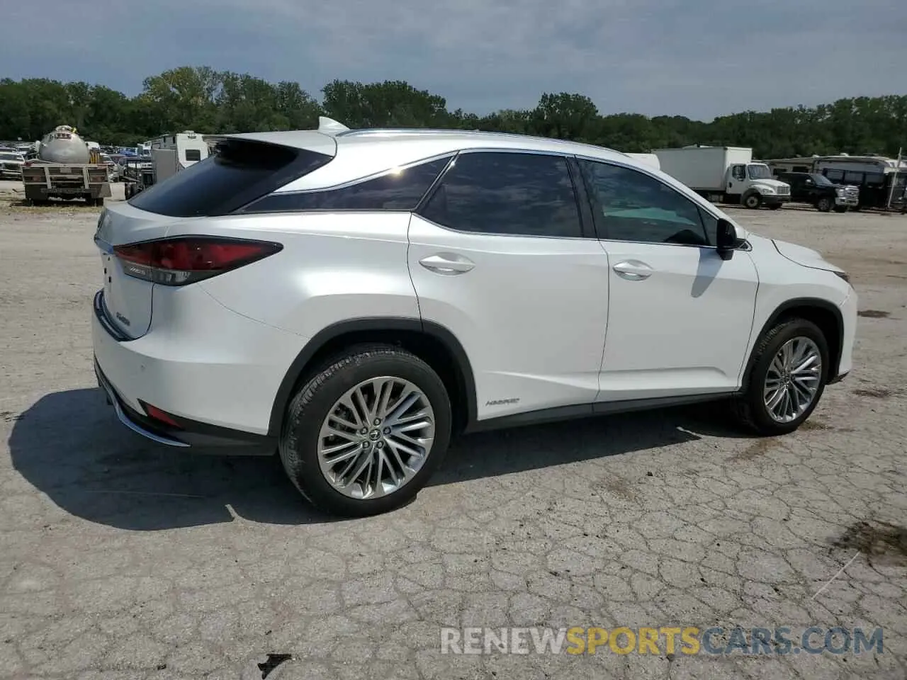 3 fotografías del automóvil dañado 2T2JGMDA3NC083071 LEXUS RX450 2022