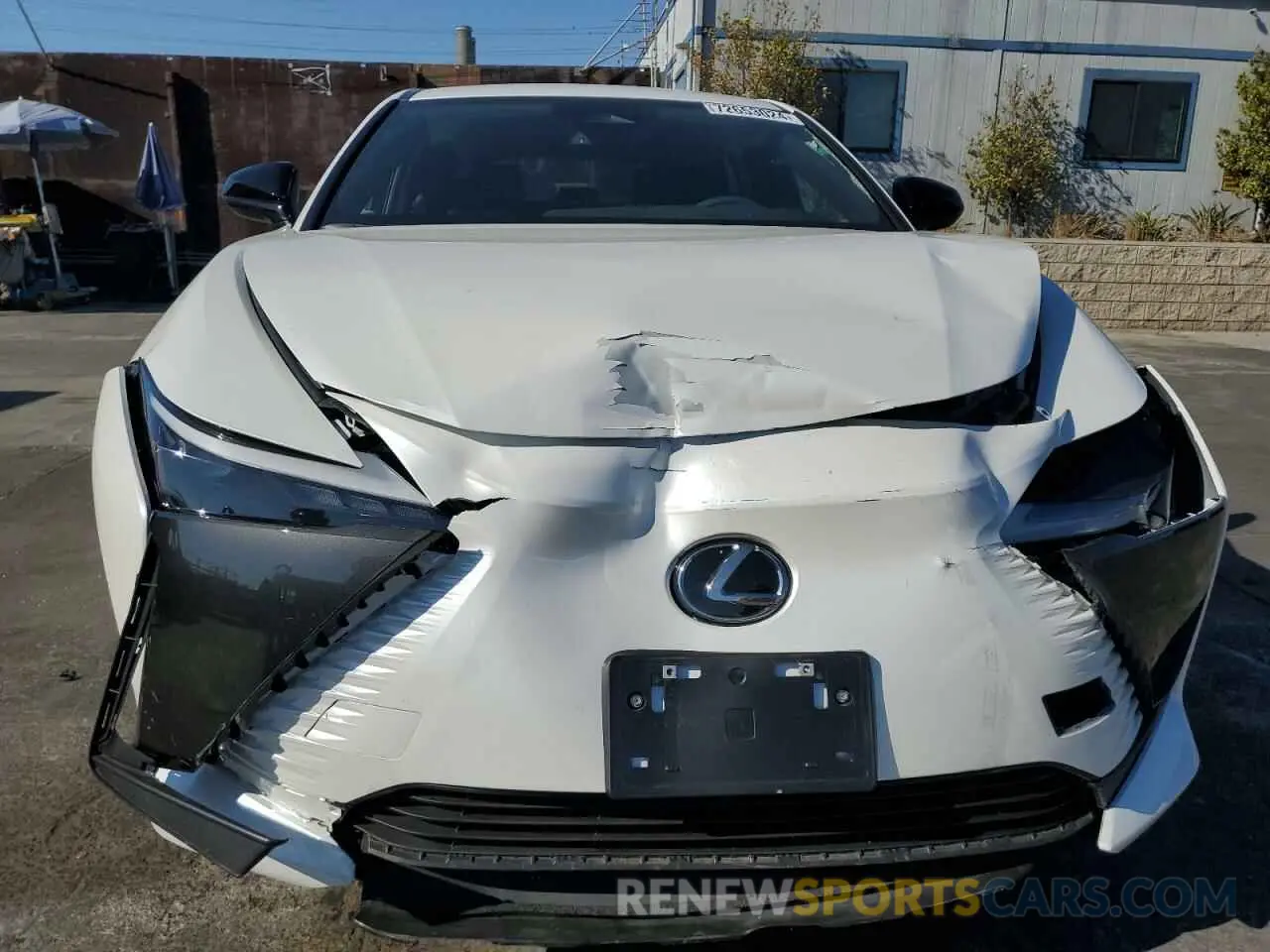 5 fotografías del automóvil dañado JTJABABB5RA005041 LEXUS RZ 300E 2024