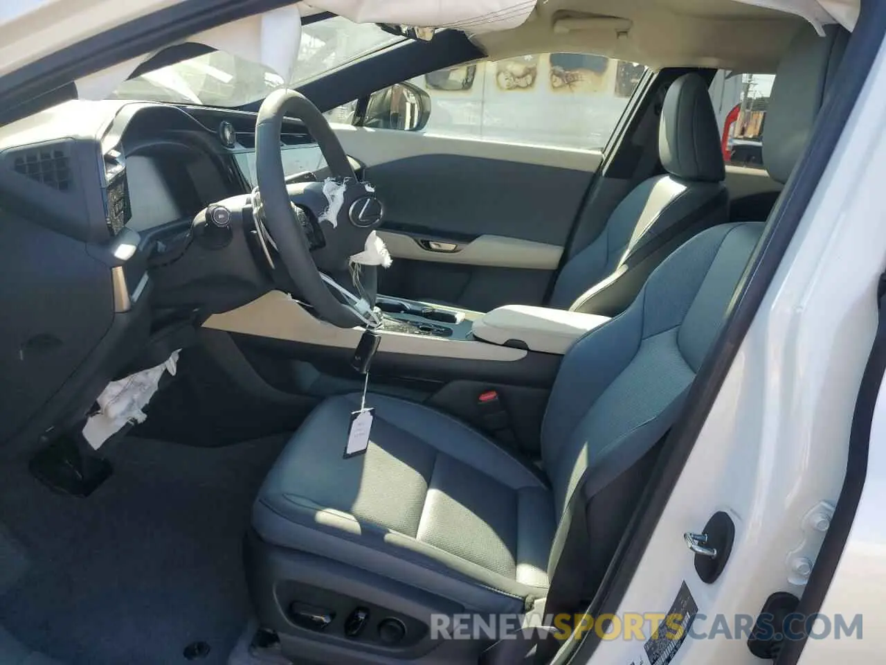 7 fotografías del automóvil dañado JTJABABB5RA005041 LEXUS RZ 300E 2024