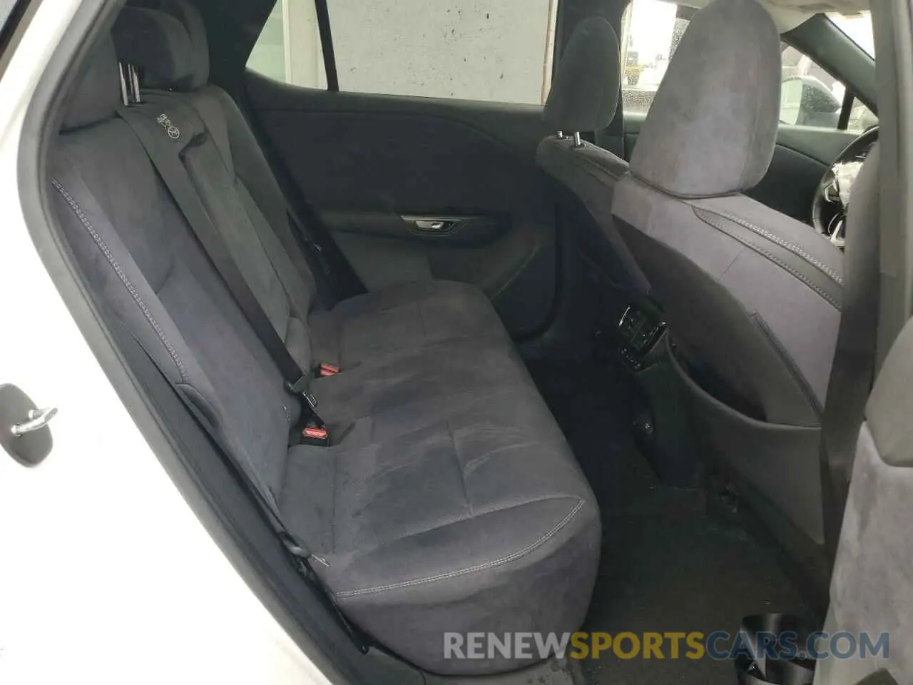 11 fotografías del automóvil dañado JTJAAAAB0PA012559 LEXUS RZ 450E 2023