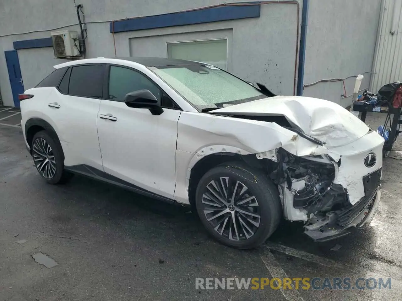 4 fotografías del automóvil dañado JTJAAAAB0PA012559 LEXUS RZ 450E 2023