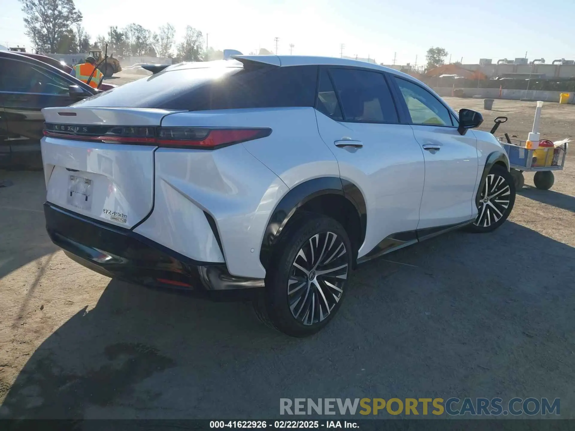 4 fotografías del automóvil dañado JTJAAAAB0PA018622 LEXUS RZ 450E 2023