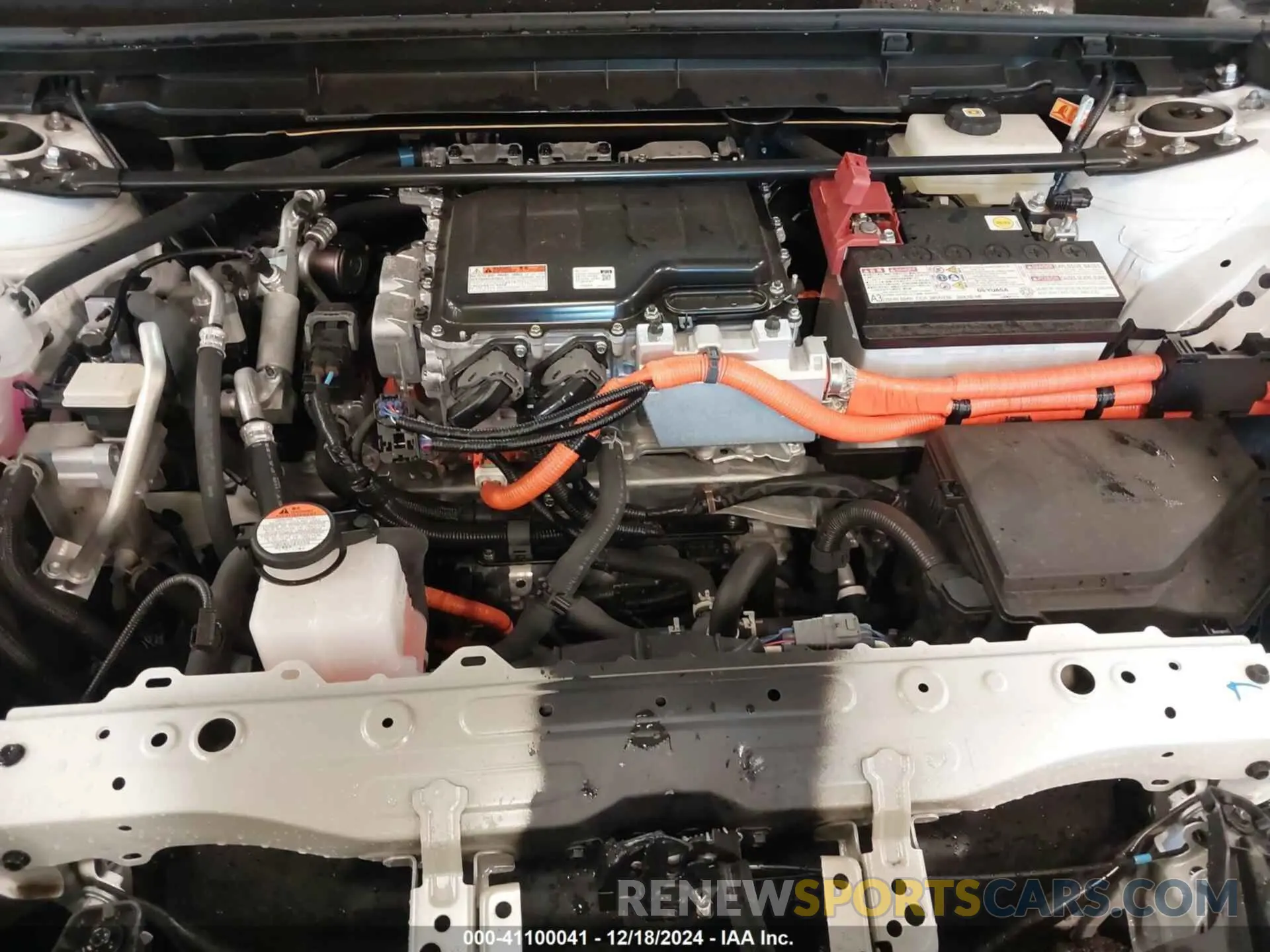 10 fotografías del automóvil dañado JTJAAAAB4PA008627 LEXUS RZ 450E 2023