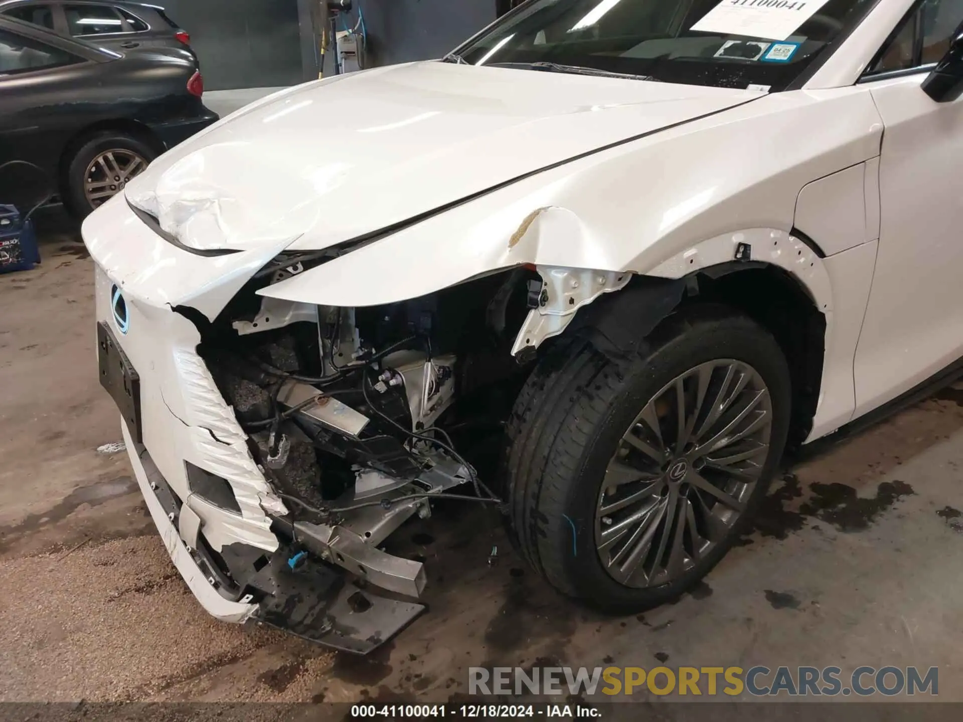 6 fotografías del automóvil dañado JTJAAAAB4PA008627 LEXUS RZ 450E 2023