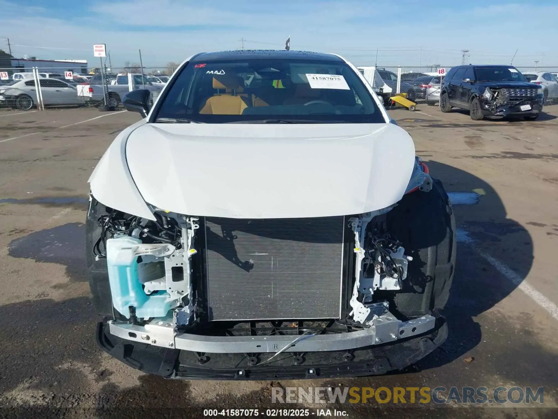 6 fotografías del automóvil dañado JTJAAAAB6PA021010 LEXUS RZ 450E 2023